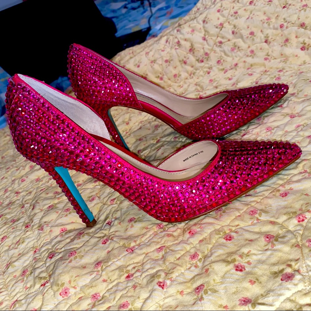 BETSY JOHNSON SIZE 6.5 EVENING HEELS LIMITED EDIT WORK 3 TIMES HOOD CONDITION
